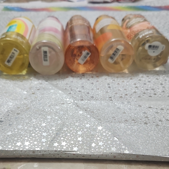 Victoria's Secret Body Wash Set - Yellow, Pink, Orange, Gold - Picture 3 of 3